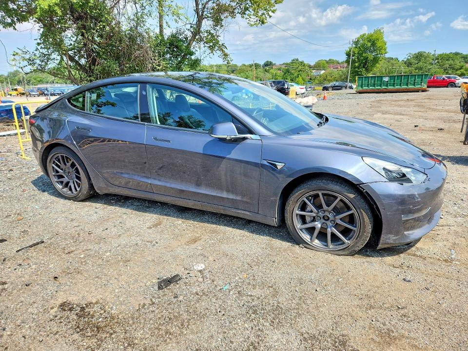 62940966 :رقم المزاد ، 5YJ3E1EB1KF386026 vin ، 2019 Tesla Model 3 مزاد بيع