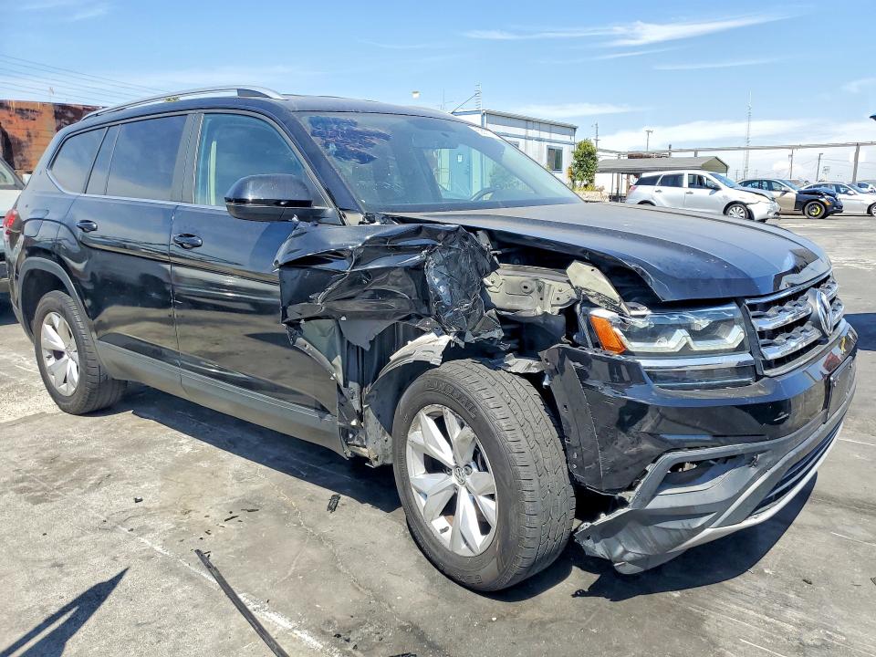 2018 Volkswagen Atlas მანქანა იყიდება აუქციონზე, vin: 1V2AP2CA2JC598557, აუქციონის ნომერი: 65867076