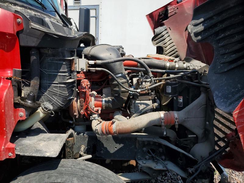 2013 Freightliner Cascadia 125 მანქანა იყიდება აუქციონზე, vin: 3AKJGLBG3DSFD5173, აუქციონის ნომერი: 63414266