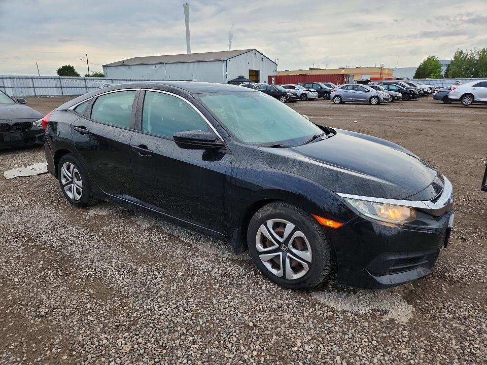65627846 :رقم المزاد ، 2HGFC2F53HH027458 vin ، 2017 Honda Civic مزاد بيع
