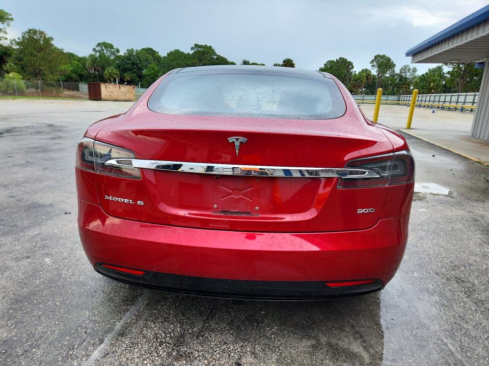 64022836 :رقم المزاد ، 5YJSA1E25GF160733 vin ، 2016 Tesla Model S مزاد بيع