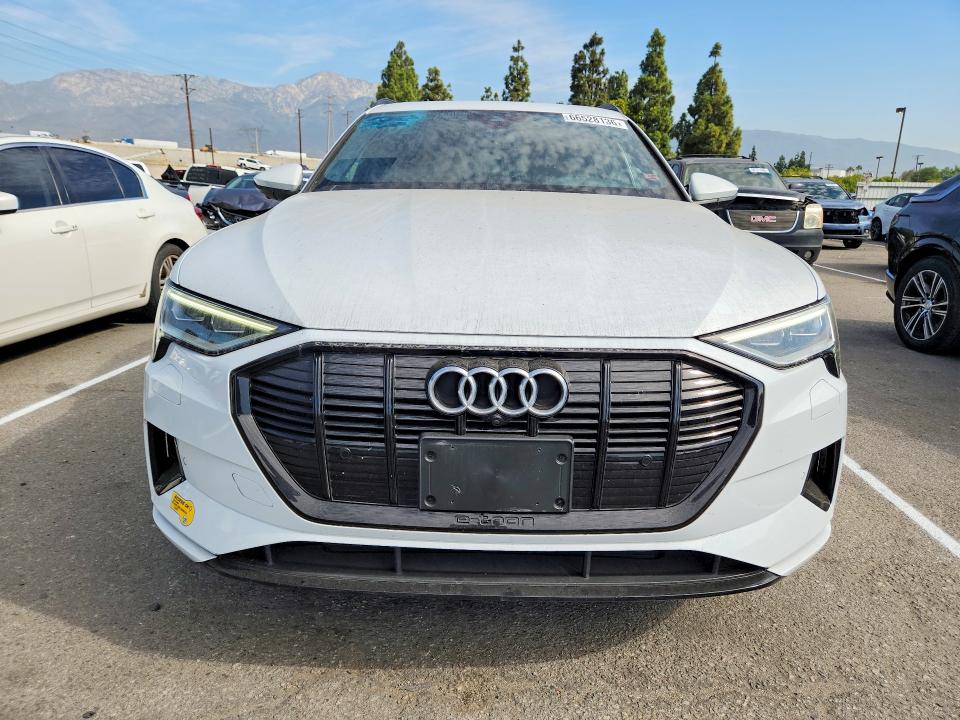 Aukcja sprzedaży 2021 Audi E-tron, vin: WA1AAAGE5MB032441, numer aukcji: 66528136