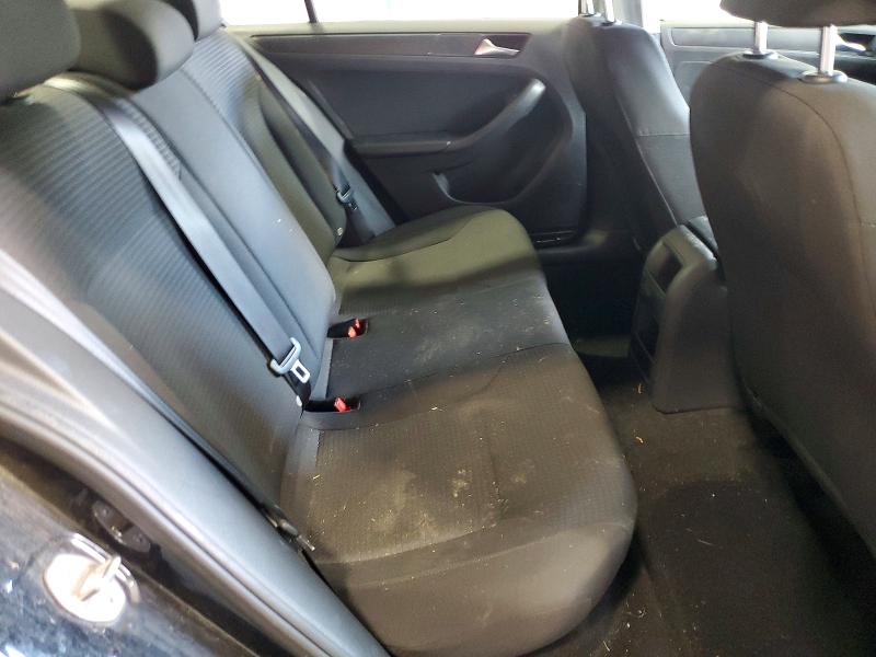 63953896 :رقم المزاد ، 3VW267AJ8GM266121 vin ، 2016 Volkswagen Jetta مزاد بيع