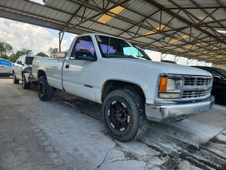 Продажа на аукционе авто 2000 Chevrolet Gmt-400, vin: 1GBGC34R1YF436692, номер лота: 65040176