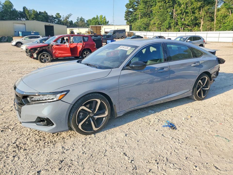 Auction sale of the 2022 Honda Accord, vin: 1HGCV2F31NA013807, lot number: 66164126