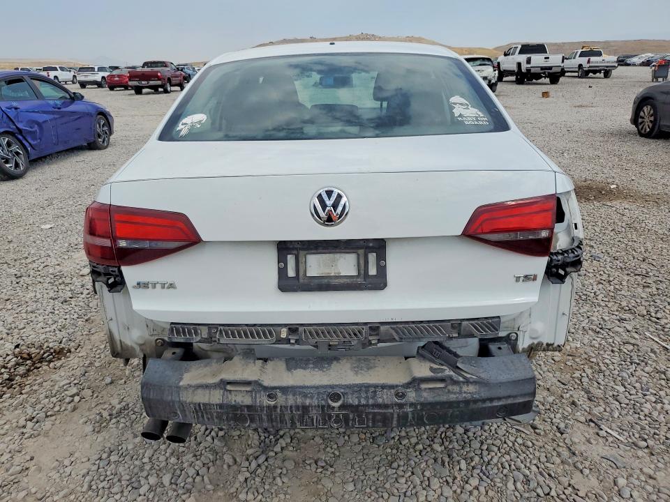 Aukcja sprzedaży 2017 Volkswagen Jetta, vin: 3VW2B7AJ5HM214667, numer aukcji: 64502116