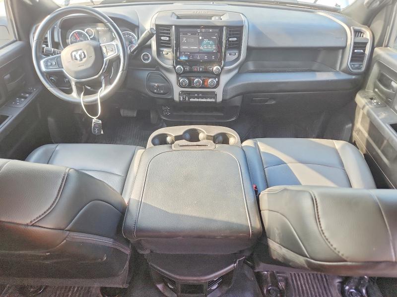 64360716 :رقم المزاد ، 3C7WRTCL1SG521981 vin ، 2025 Ram 3500 مزاد بيع