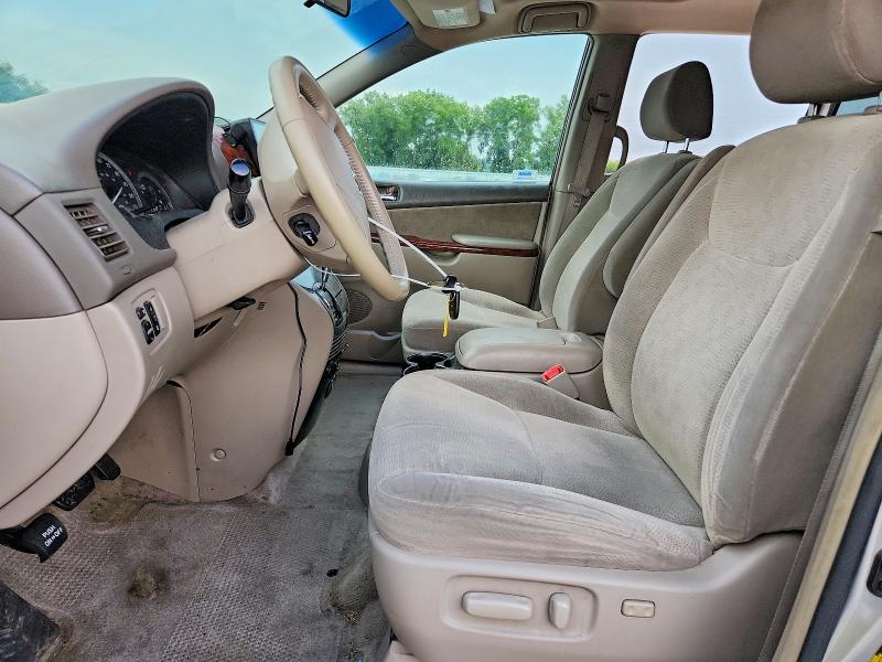 2005 Toyota Sienna მანქანა იყიდება აუქციონზე, vin: 5TDZA22C65S263850, აუქციონის ნომერი: 64083606