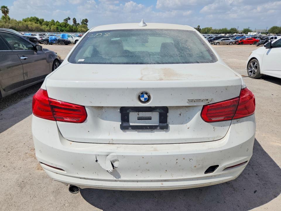 65219646 :رقم المزاد ، WBA8E1G30HNU16331 vin ، 2017 Bmw 320 مزاد بيع