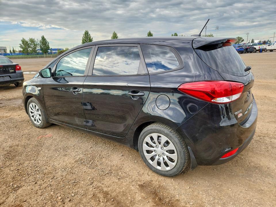 2015 Kia Rondo მანქანა იყიდება აუქციონზე, vin: KNAHT8A39F7077867, აუქციონის ნომერი: 65937506