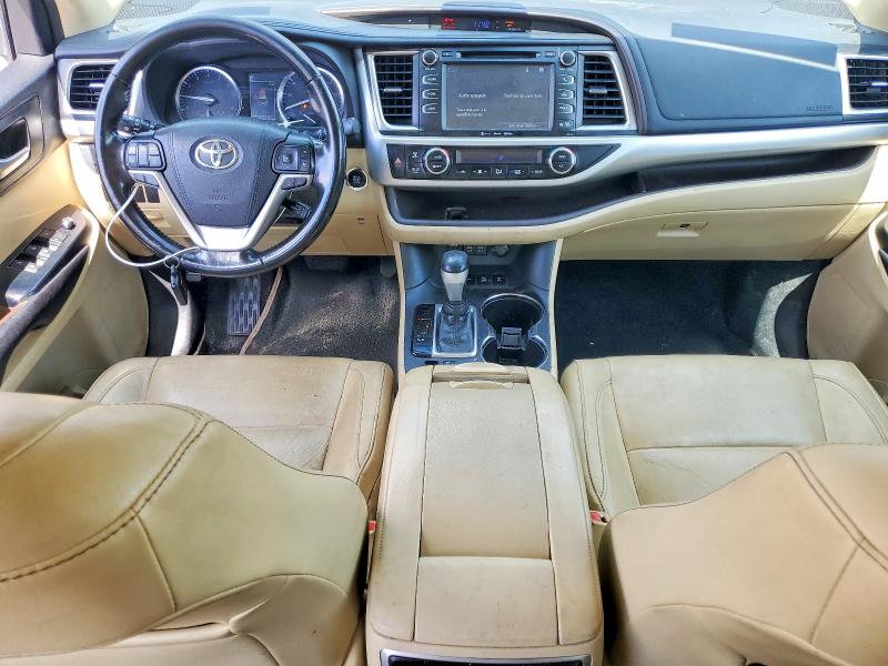 2018 Toyota Highlander მანქანა იყიდება აუქციონზე, vin: 5TDJZRFH7JS531609, აუქციონის ნომერი: 63852386