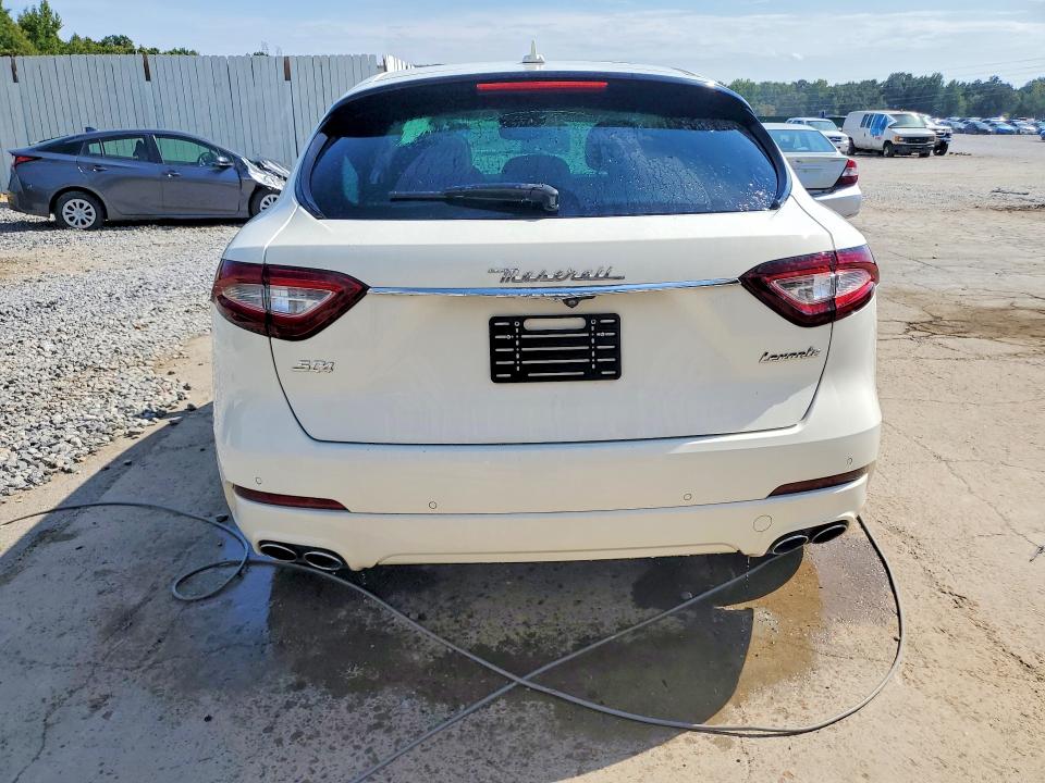 65703986 :رقم المزاد ، ZN661YUA5LX344846 vin ، 2020 Maserati Levante مزاد بيع