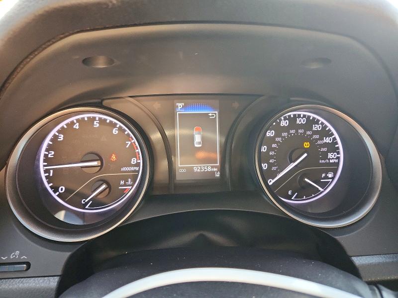 65281716 :رقم المزاد ، 4T1G11AK5MU461819 vin ، 2021 Toyota Camry مزاد بيع