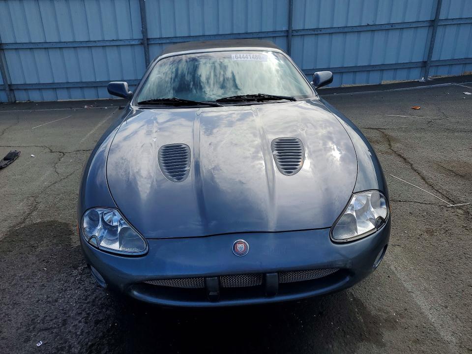 64441486 :رقم المزاد ، SAJDA42B61PA18293 vin ، 2001 Jaguar Xkr مزاد بيع