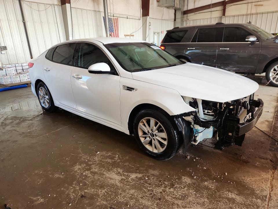 64806286 :رقم المزاد ، 5XXGT4L37JG210758 vin ، 2018 Kia Optima مزاد بيع