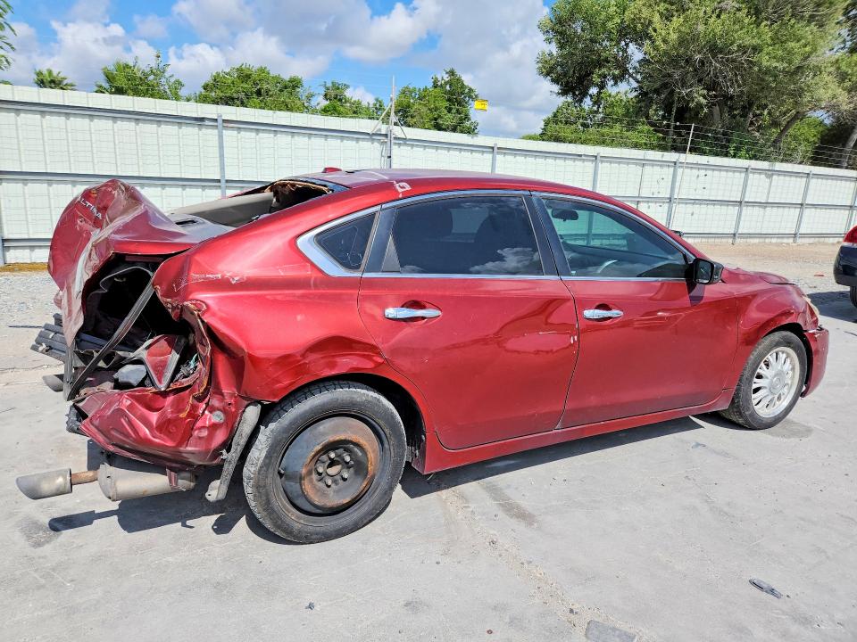 Продаж на аукціоні авто 2015 Nissan Altima, vin: 1N4AL3AP7FN916491, номер лоту: 64432896