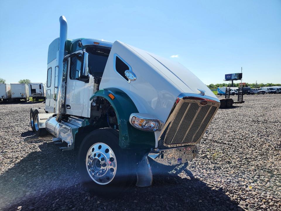 66633556 :رقم المزاد ، 1XPCD49X4TD796045 vin ، 2026 Peterbilt 567 مزاد بيع