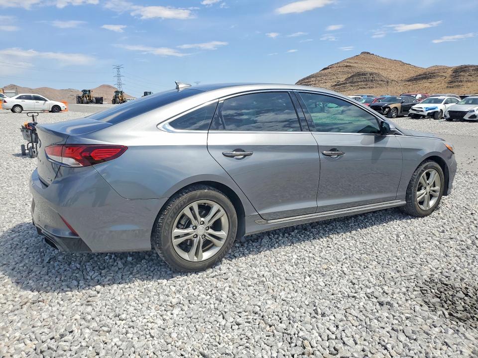 66400746 :رقم المزاد ، 5NPE34AF2JH706575 vin ، 2018 Hyundai Sonata مزاد بيع