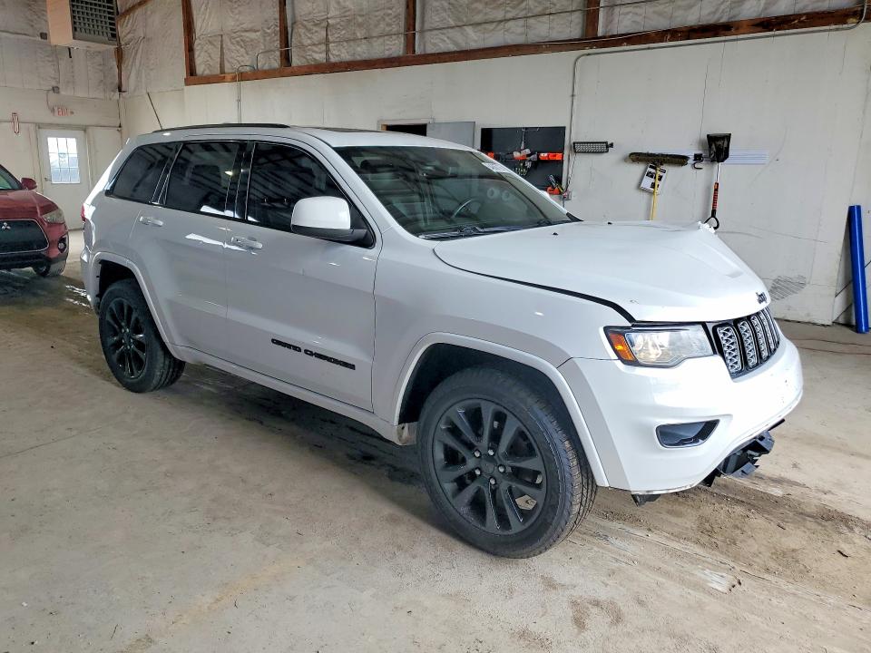 Продажа на аукционе авто 2018 Jeep Grand Cherokee, vin: 1C4RJFAG9JC197799, номер лота: 64886776