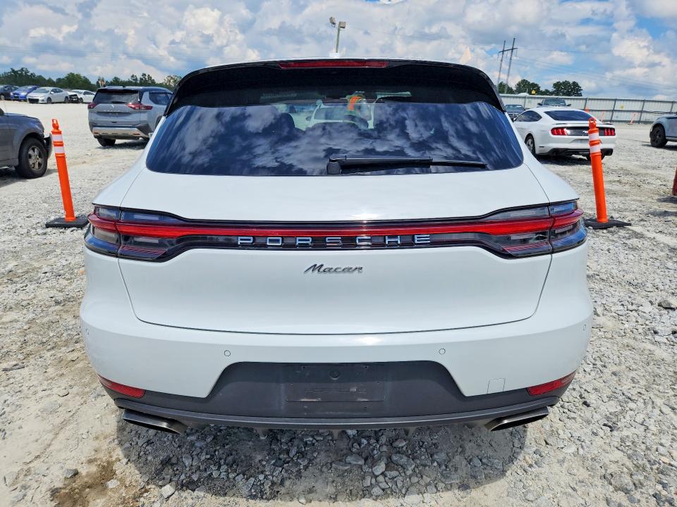 63905646 :رقم المزاد ، WP1AA2A58MLB11972 vin ، 2021 Porsche Macan مزاد بيع