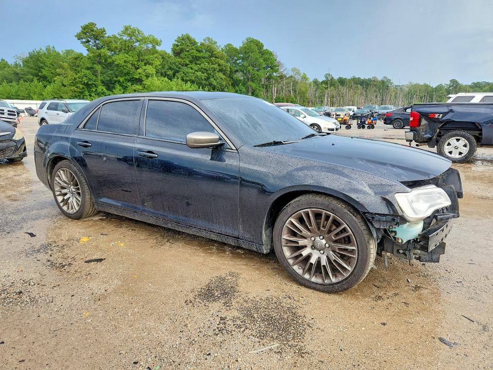 Продажа на аукционе авто 2013 Chrysler 300c, vin: 2C3CCADG5DH727366, номер лота: 64324136