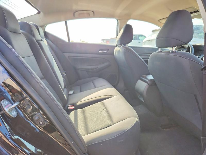 63406386 :رقم المزاد ، 1N4BL4BV6NN409703 vin ، 2022 Nissan Altima مزاد بيع