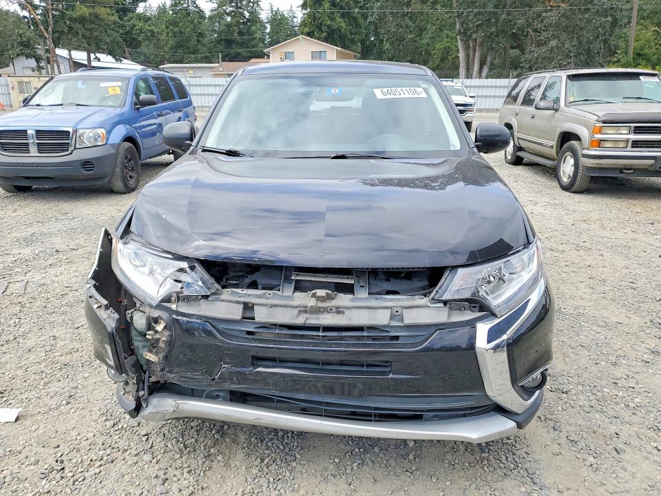 Продаж на аукціоні авто 2018 Mitsubishi Outlander, vin: JA4AD2A36JZ009905, номер лоту: 64051106