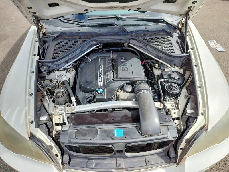 63408906 :رقم المزاد ، 5UXZV4C51BL402407 vin ، 2011 Bmw X5 مزاد بيع