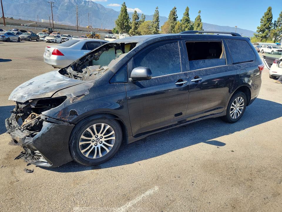 Aukcja sprzedaży 2018 Toyota Sienna, vin: 5TDYZ3DC8JS930144, numer aukcji: 66824246