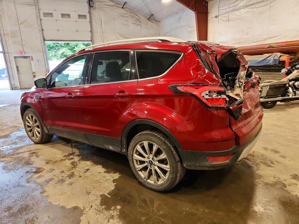 2017 Ford Escape მანქანა იყიდება აუქციონზე, vin: 1FMCU9JD7HUE61395, აუქციონის ნომერი: 65266086