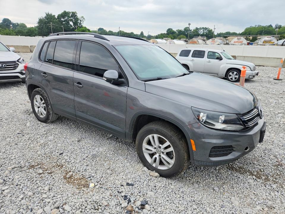 Продаж на аукціоні авто 2016 Volkswagen Tiguan, vin: WVGAV7AX3GW585816, номер лоту: 63546336