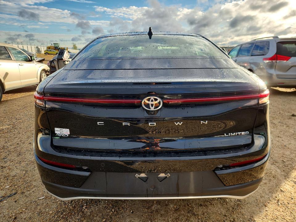 63744856 :رقم المزاد ، JTDAAAAF6P3012964 vin ، 2023 Toyota Crown مزاد بيع