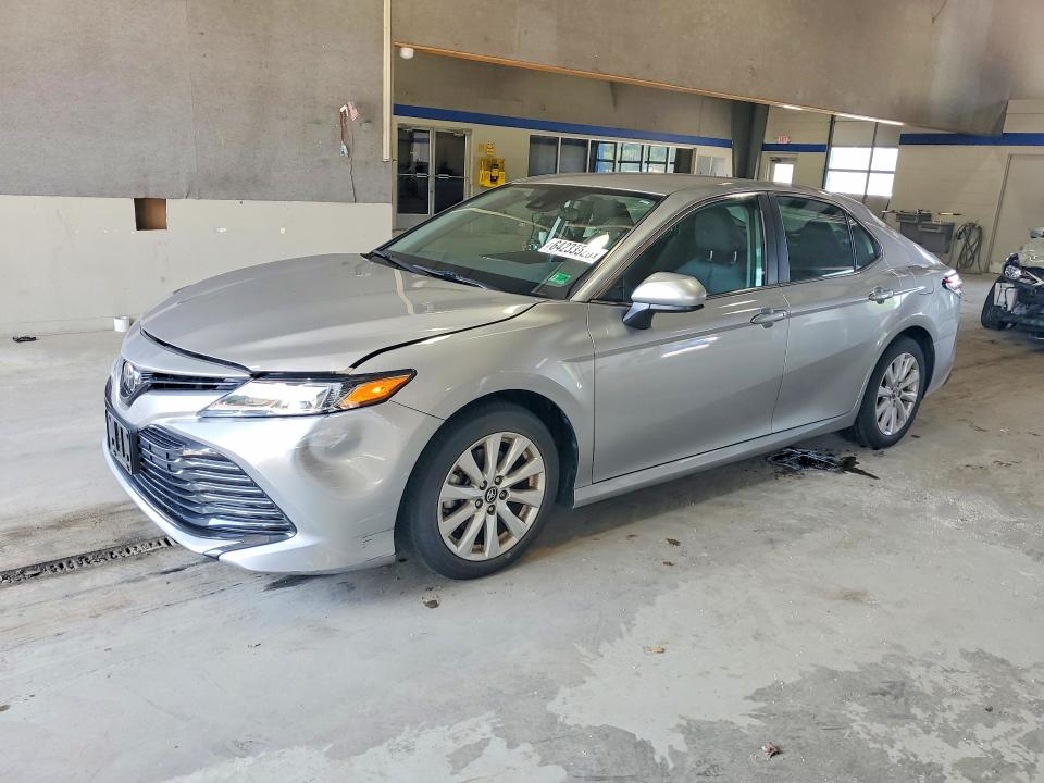 Продажа на аукционе авто 2019 Toyota Camry, vin: 4T1B11HK2KU803868, номер лота: 64233526