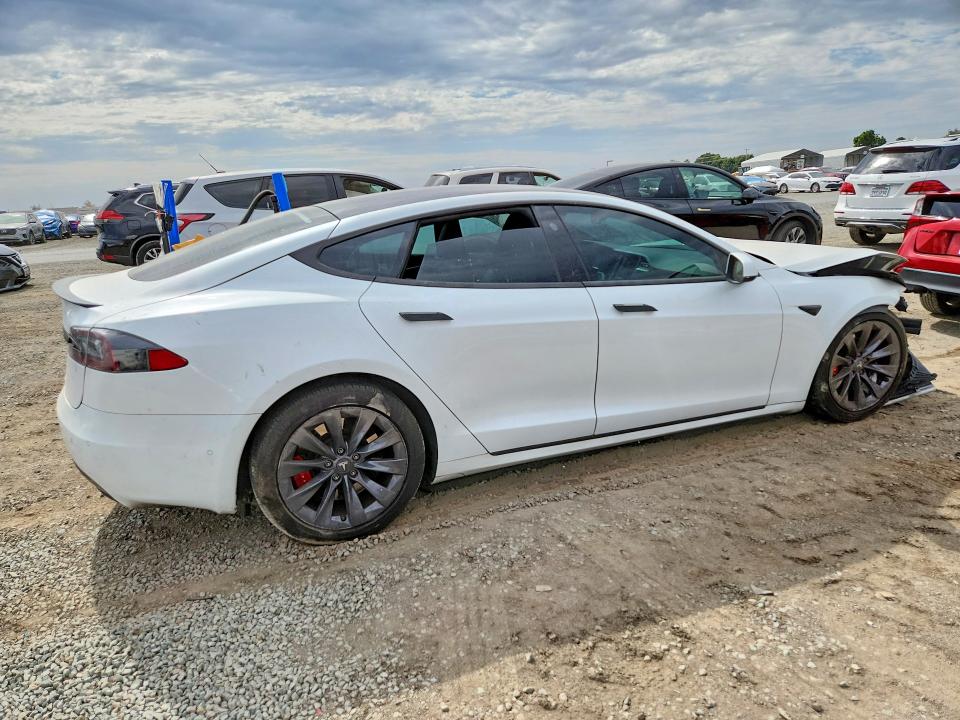 2020 Tesla Model S მანქანა იყიდება აუქციონზე, vin: 5YJSA1E45LF364685, აუქციონის ნომერი: 64269446