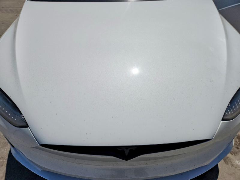 64690606 :رقم المزاد ، 7SAXCBE68TF486676 vin ، 2026 Tesla Model X مزاد بيع