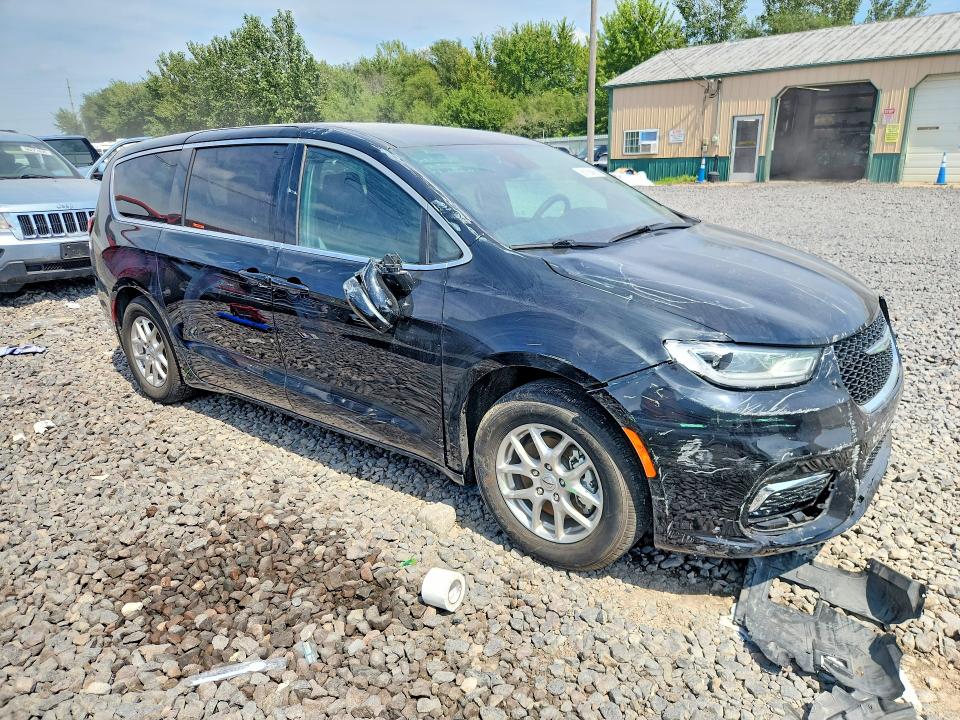 Auction sale of the 2025 Chrysler Pacifica, vin: 2C4RC1BG6SR546082, lot number: 66168466