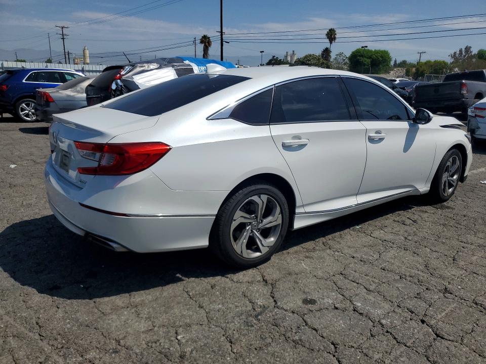 Продажа на аукционе авто 2018 Honda Accord, vin: 1HGCV2F56JA013619, номер лота: 64240216