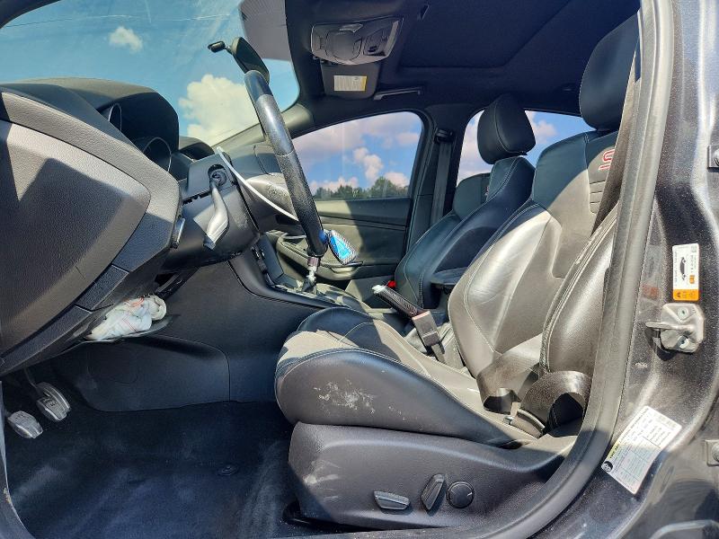 2017 Ford Focus მანქანა იყიდება აუქციონზე, vin: 1FADP3L98HL322488, აუქციონის ნომერი: 66775946