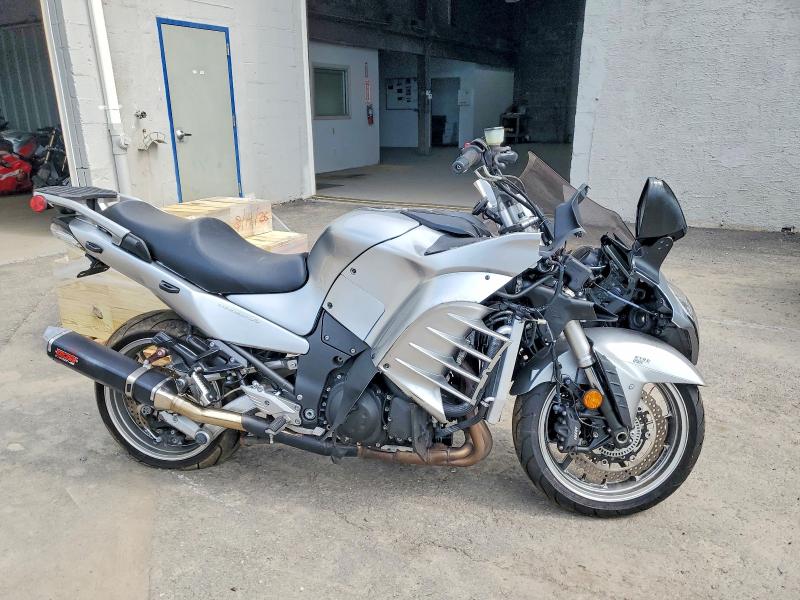 65108956 :رقم المزاد ، JKBZGNC16BA007977 vin ، 2011 Kawasaki Zg1400 مزاد بيع