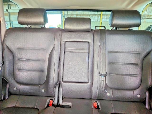 63333496 :رقم المزاد ، WVGFK9BP8CD000100 vin ، 2012 Volkswagen Touareg مزاد بيع