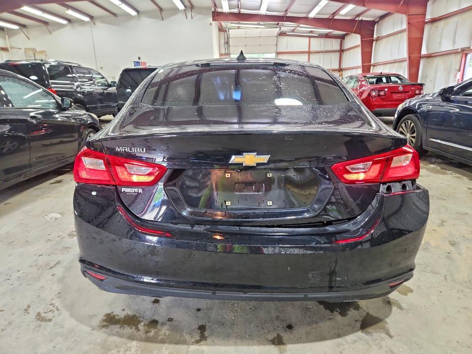 63036686 :رقم المزاد ، 1G1ZB5ST9JF247997 vin ، 2018 Chevrolet Malibu مزاد بيع