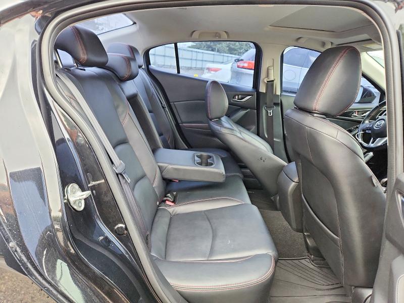65097046 :رقم المزاد ، JM1BM1V35F1251086 vin ، 2015 Mazda 3 مزاد بيع