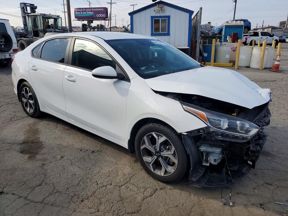 Продажа на аукционе авто 2021 Kia Forte, vin: 3KPF24AD1ME391220, номер лота: 64282446