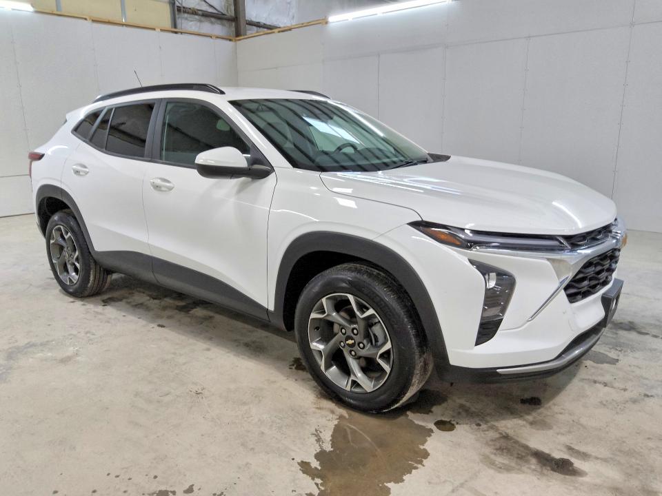 2025 Chevrolet Trax მანქანა იყიდება აუქციონზე, vin: KL77LHEP3SC233346, აუქციონის ნომერი: 66604656
