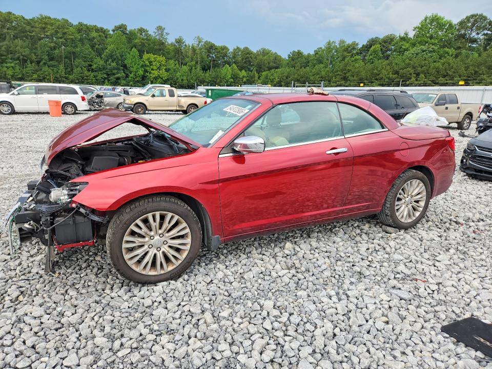 64372806 :رقم المزاد ، 1C3BCBFG9DN737243 vin ، 2013 Chrysler 200 مزاد بيع