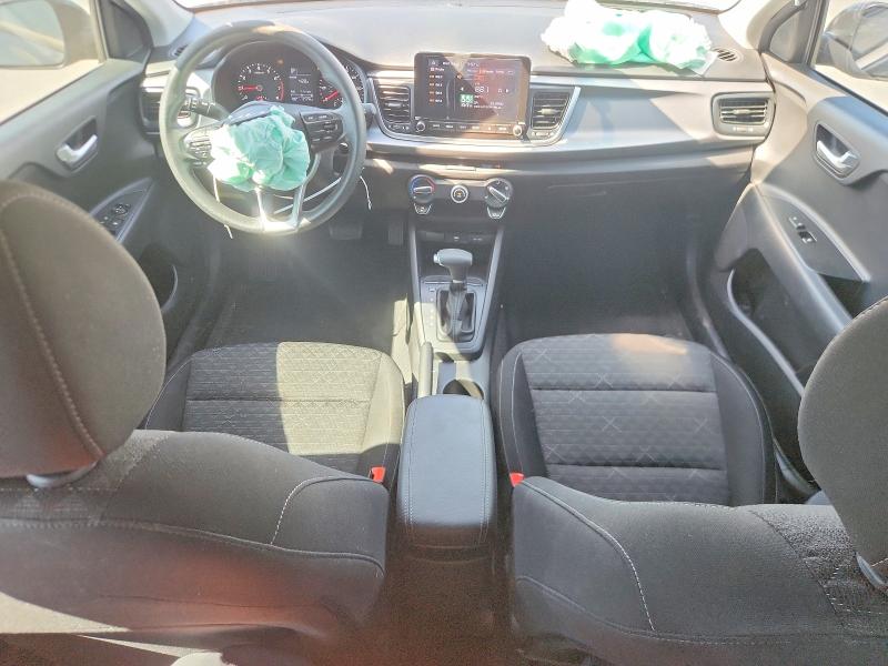 2023 Kia Rio მანქანა იყიდება აუქციონზე, vin: 3KPA24AD6PE585885, აუქციონის ნომერი: 64591426