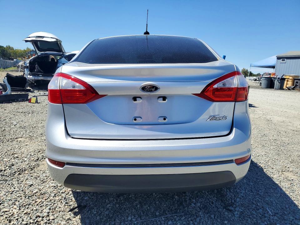 2015 Ford Fiesta მანქანა იყიდება აუქციონზე, vin: 3FADP4AJ9FM160448, აუქციონის ნომერი: 66915296