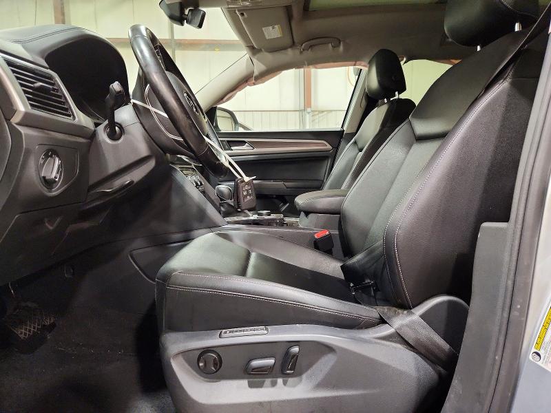 64614696 :رقم المزاد ، 1V2MR2CA4JC502158 vin ، 2018 Volkswagen Atlas مزاد بيع