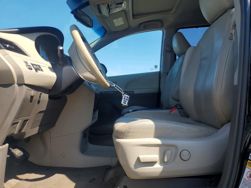 63668926 :رقم المزاد ، 5TDDK3DC1ES091866 vin ، 2014 Toyota Sienna مزاد بيع