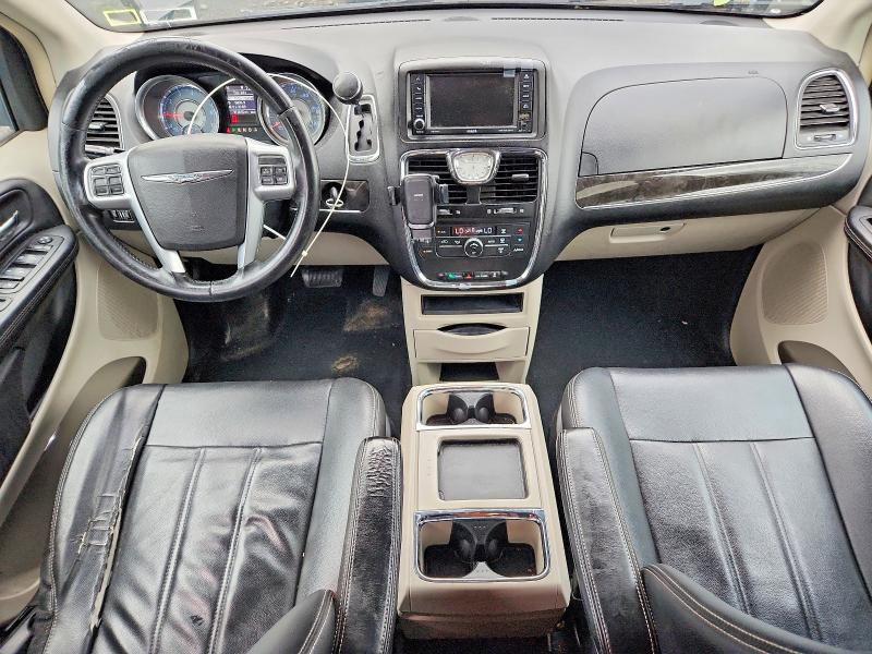 63235796 :رقم المزاد ، 2C4RC1BG1DR682591 vin ، 2013 Chrysler Town & Country مزاد بيع